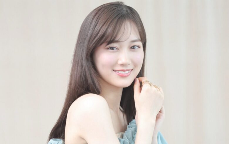山下美月