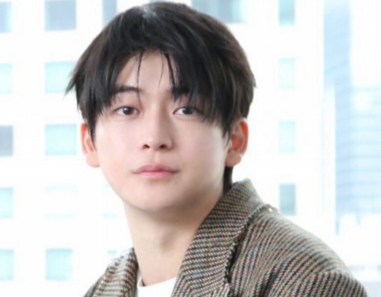 高橋文哉　桜田ひより