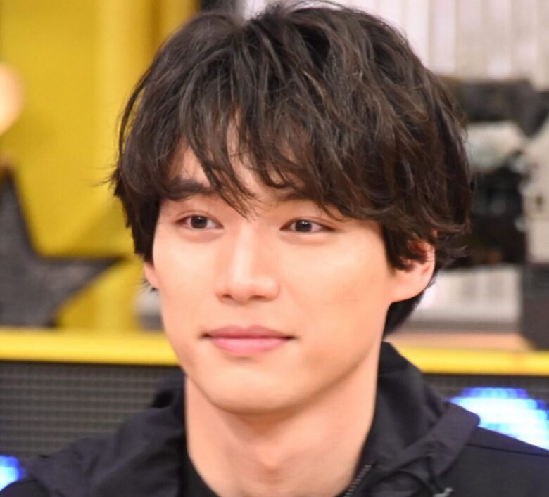 福士蒼汰 芳根京子